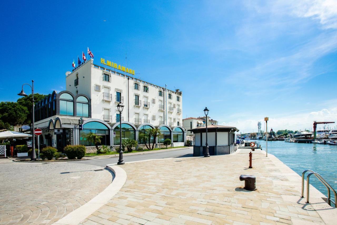 Miramare Hotel Ristorante Convegni 체제나티코 외부 사진